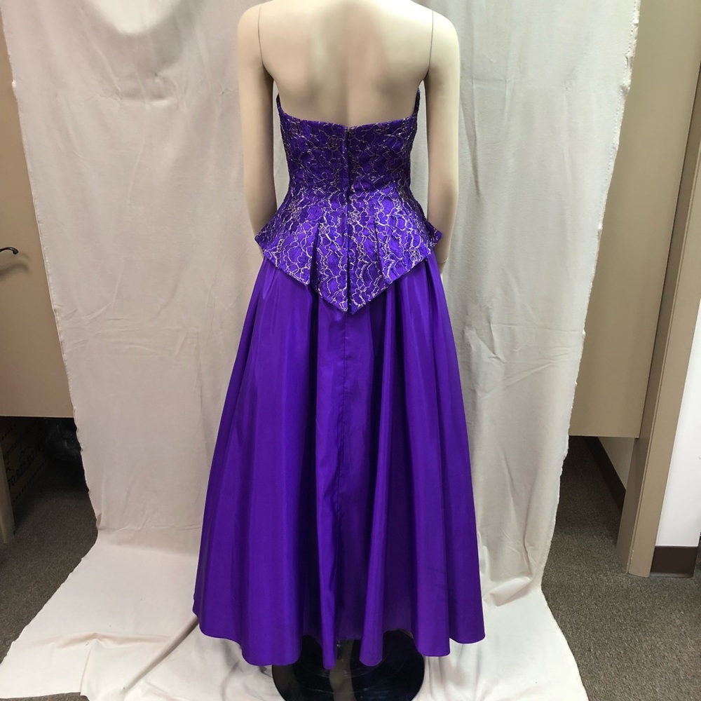 Vintage 80's Purple Strapless Formal Gown - Picture 3 of 7